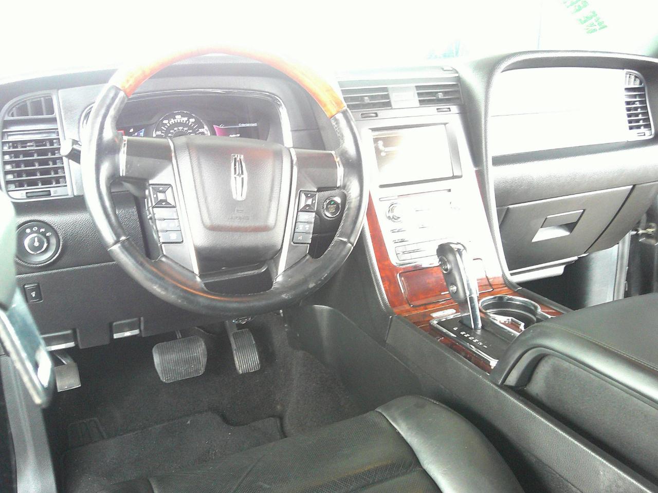Lincoln Navigator 2WD 4dr 2015