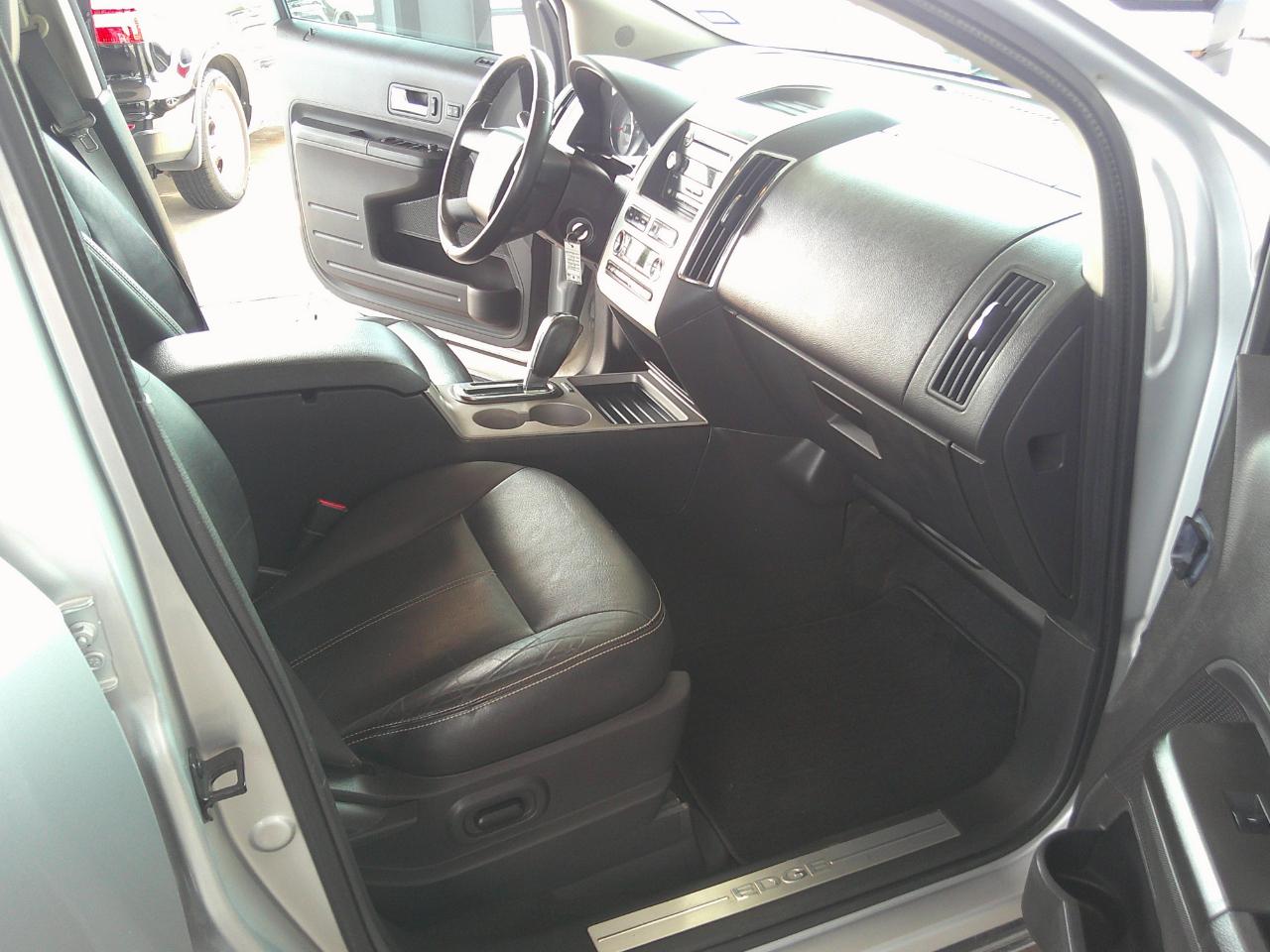 Ford Edge 4dr Limited FWD 2010