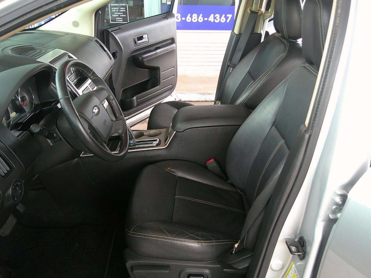 Ford Edge 4dr Limited FWD 2010