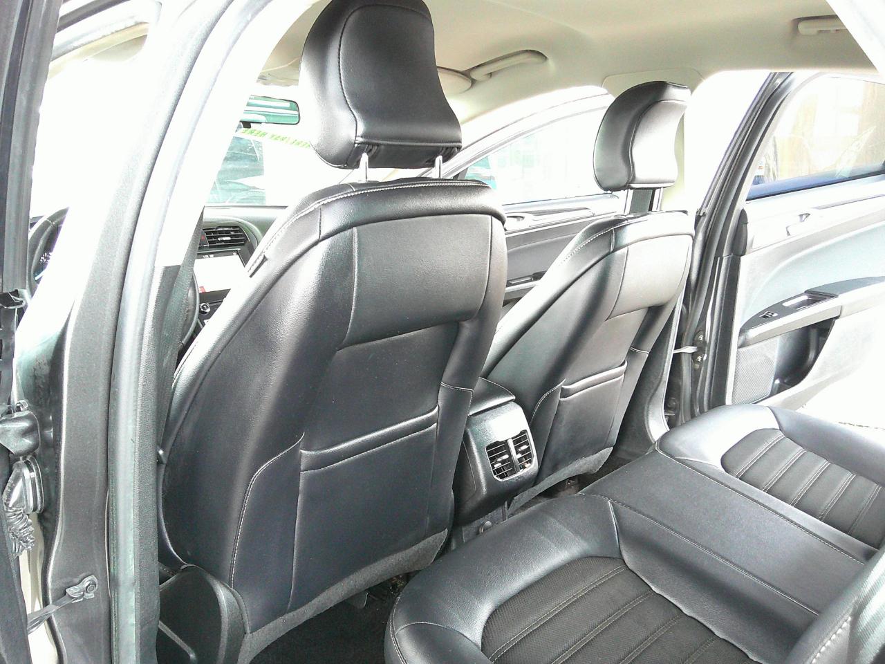 Ford Fusion SE FWD 2018