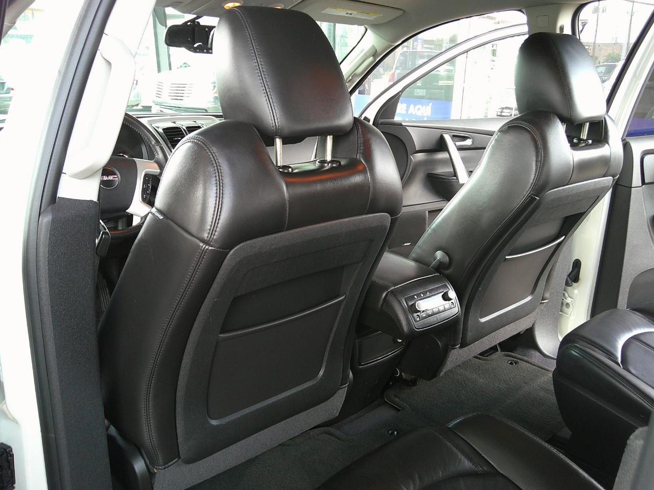 GMC Acadia FWD 4dr SLT1 2012