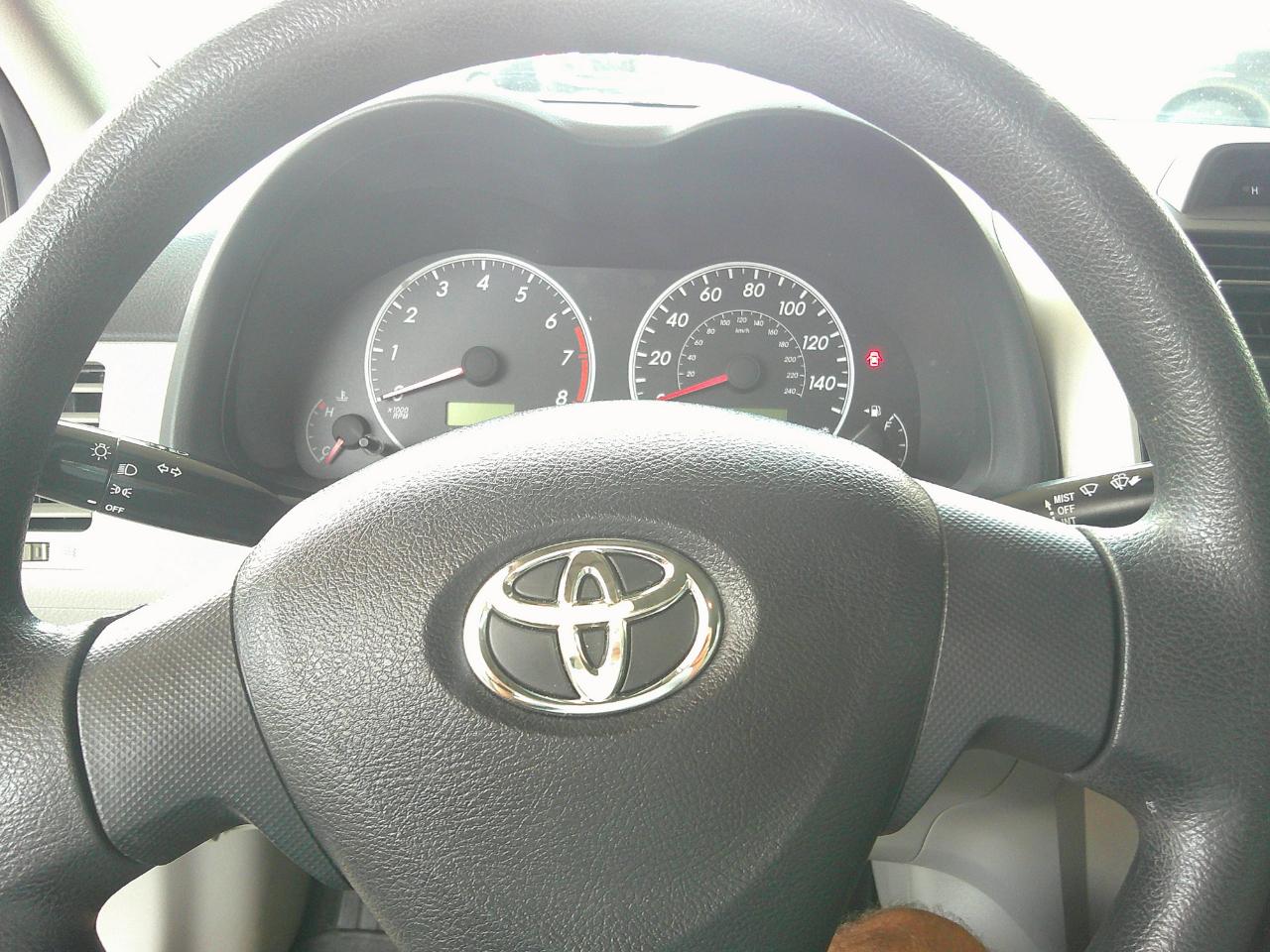 Toyota Corolla 4dr Sdn Auto LE Special Edition (Natl) 2013