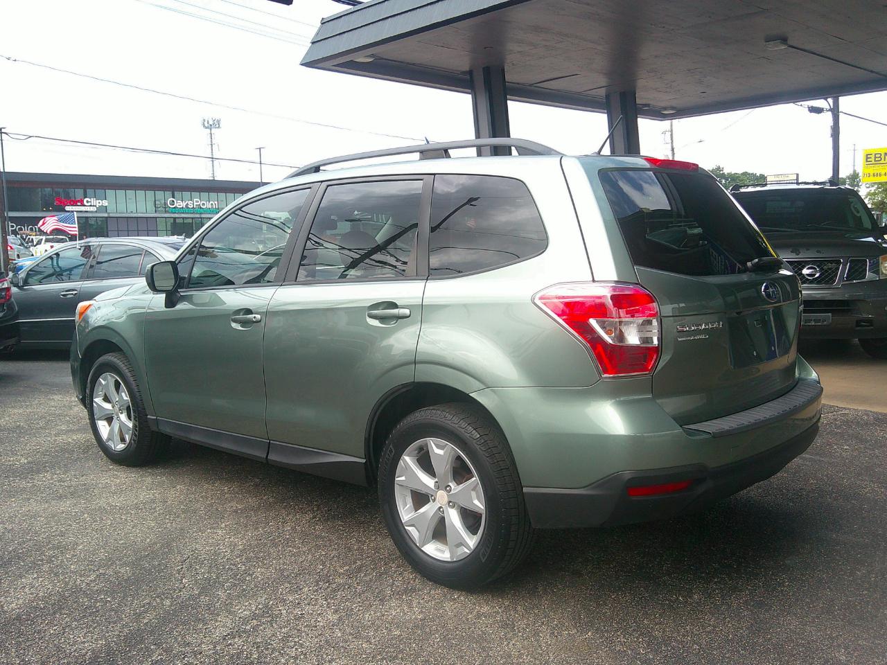 Subaru Forester 4dr CVT 2.5i Premium PZEV 2015