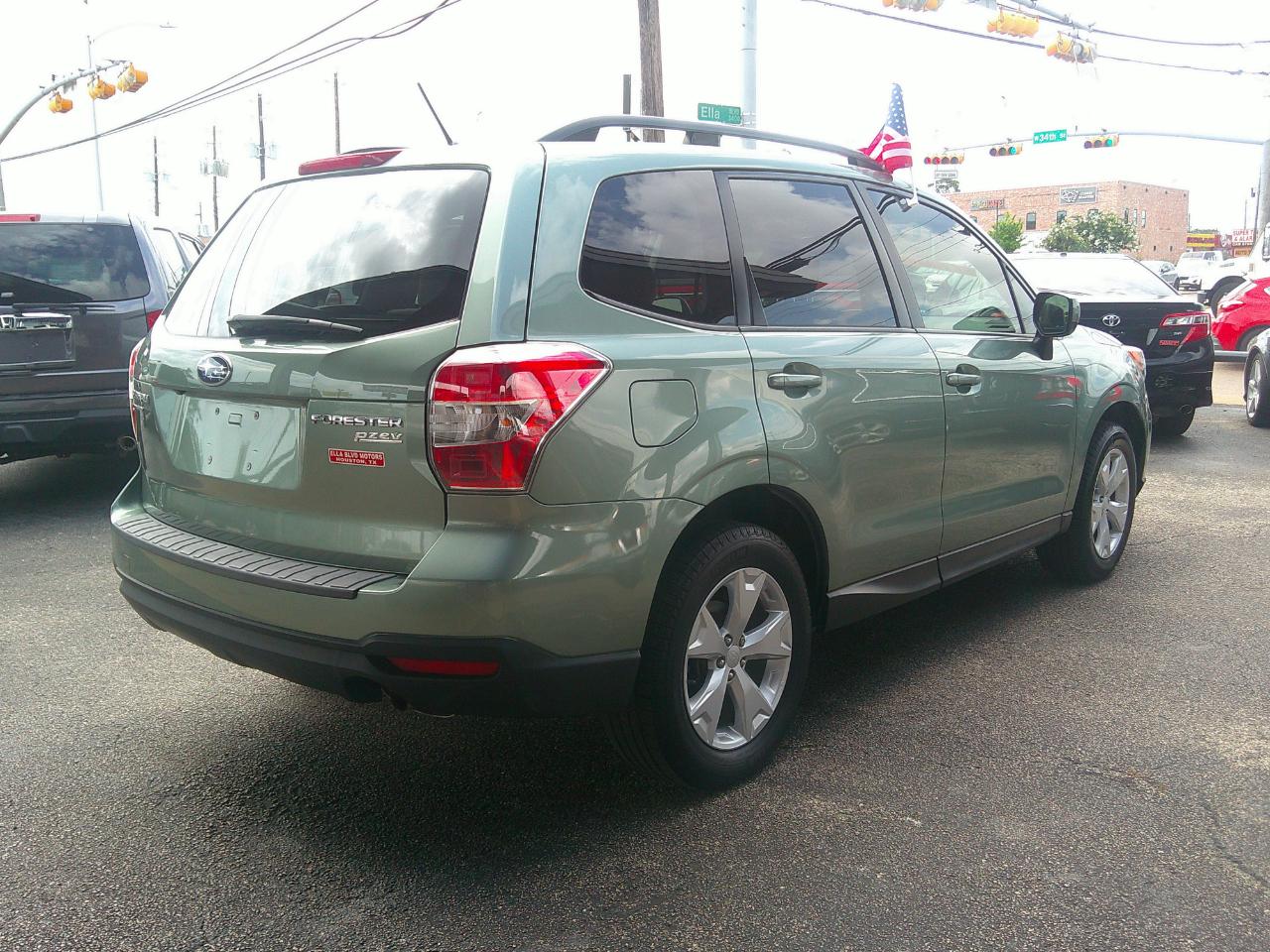 Subaru Forester 4dr CVT 2.5i Premium PZEV 2015