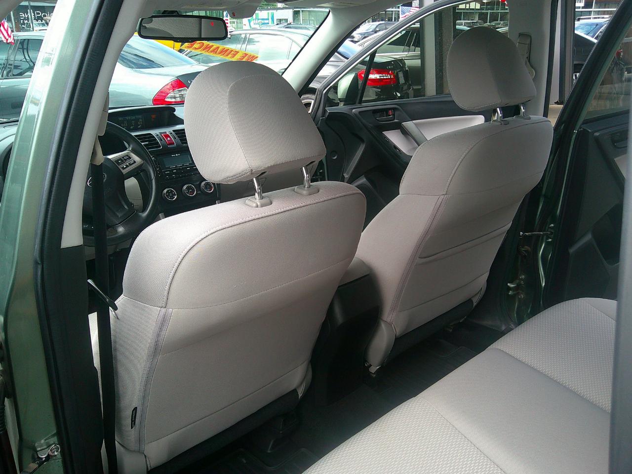 Subaru Forester 4dr CVT 2.5i Premium PZEV 2015