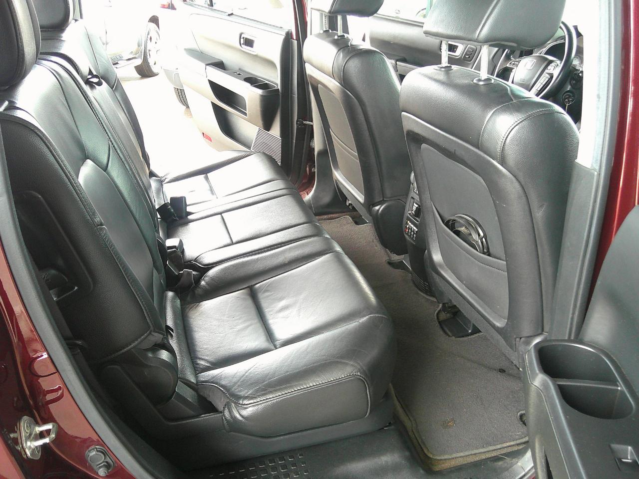 Honda Pilot 2WD 4dr Touring w/RES & Navi 2012