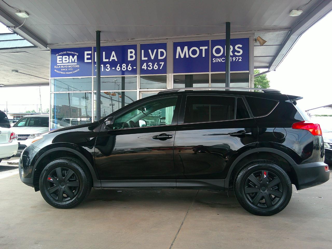 Toyota RAV4 FWD 4dr LE (Natl) 2015