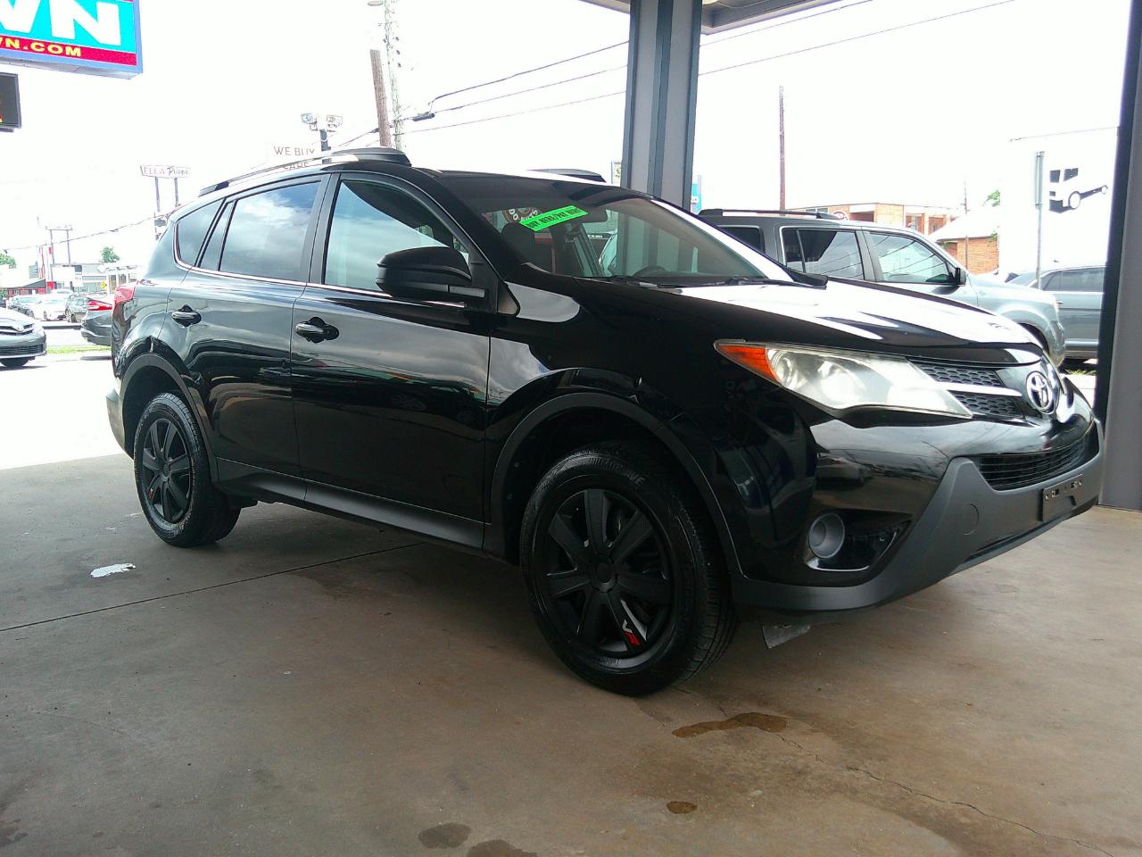 Toyota RAV4 FWD 4dr LE (Natl) 2015