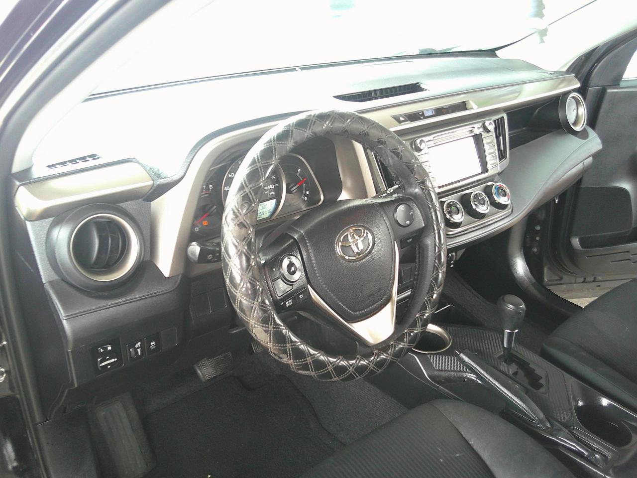 Toyota RAV4 FWD 4dr LE (Natl) 2015