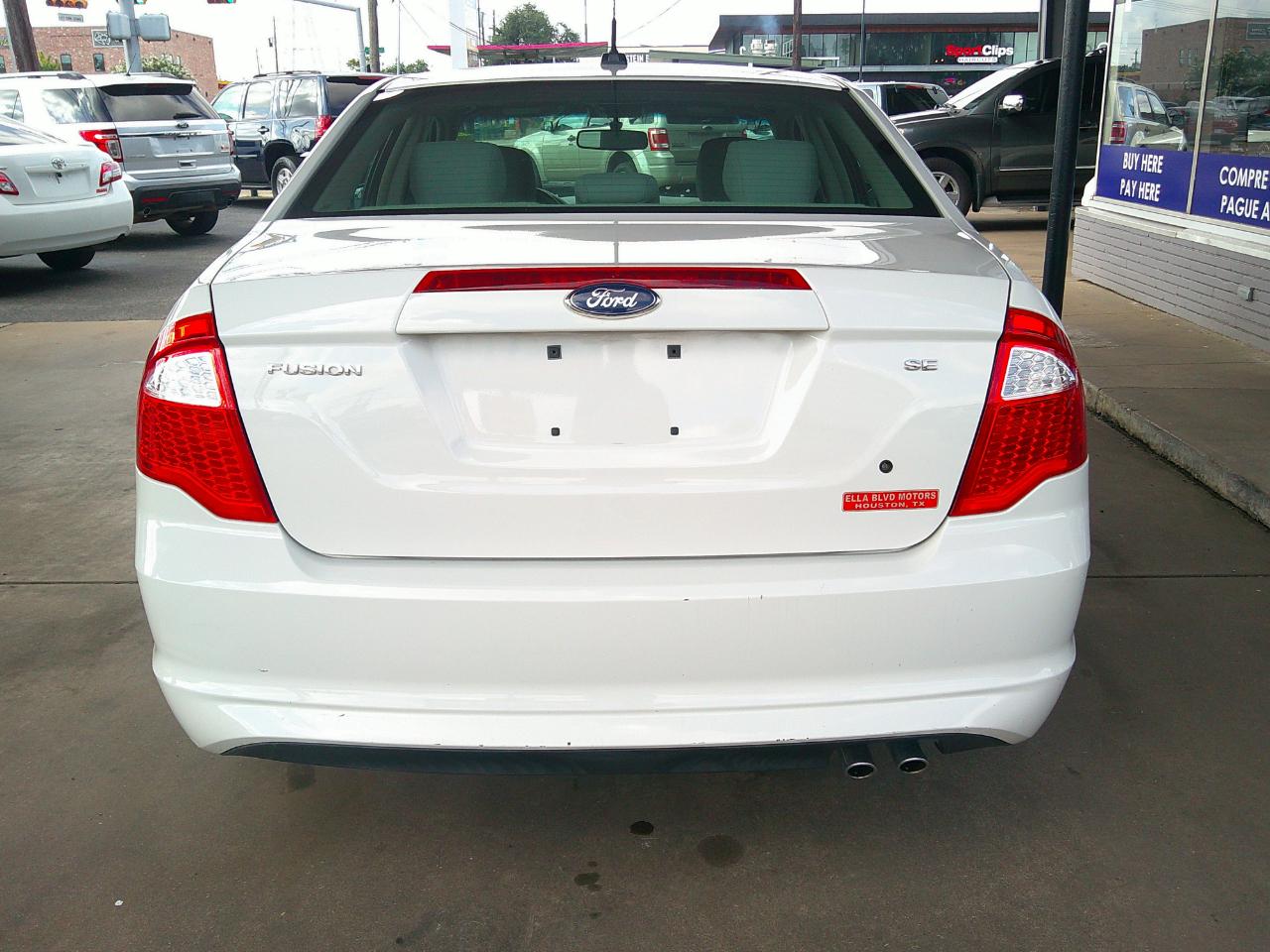 Ford Fusion 4dr Sdn SE FWD 2012