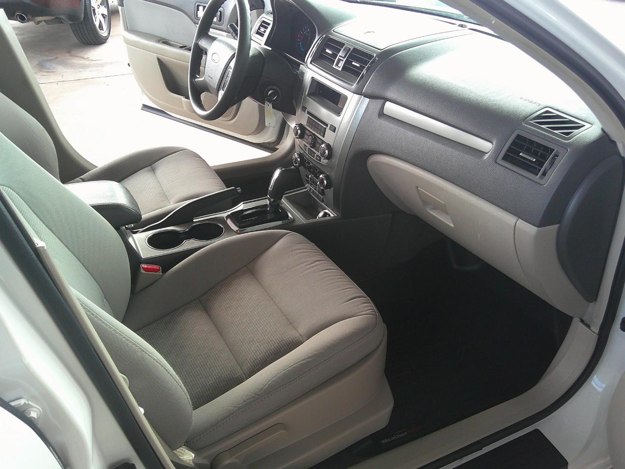 Ford Fusion 4dr Sdn SE FWD 2012