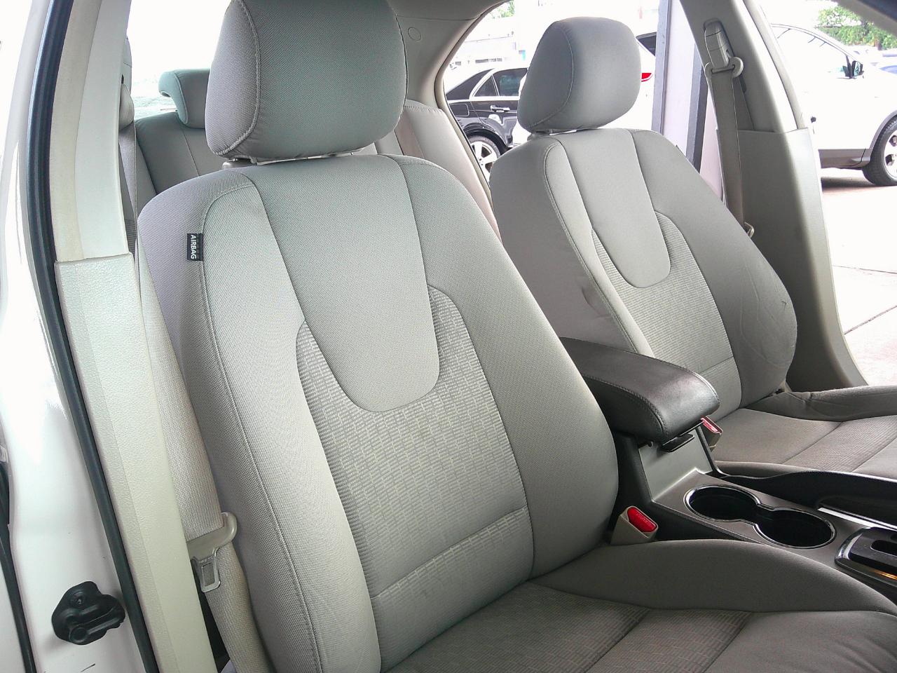 Ford Fusion 4dr Sdn SE FWD 2012