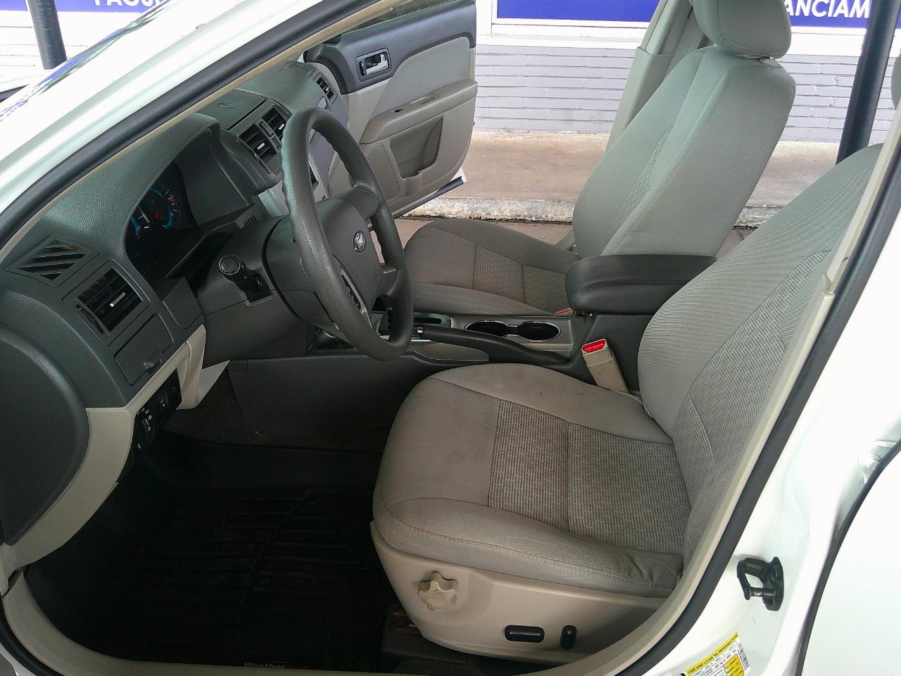Ford Fusion 4dr Sdn SE FWD 2012