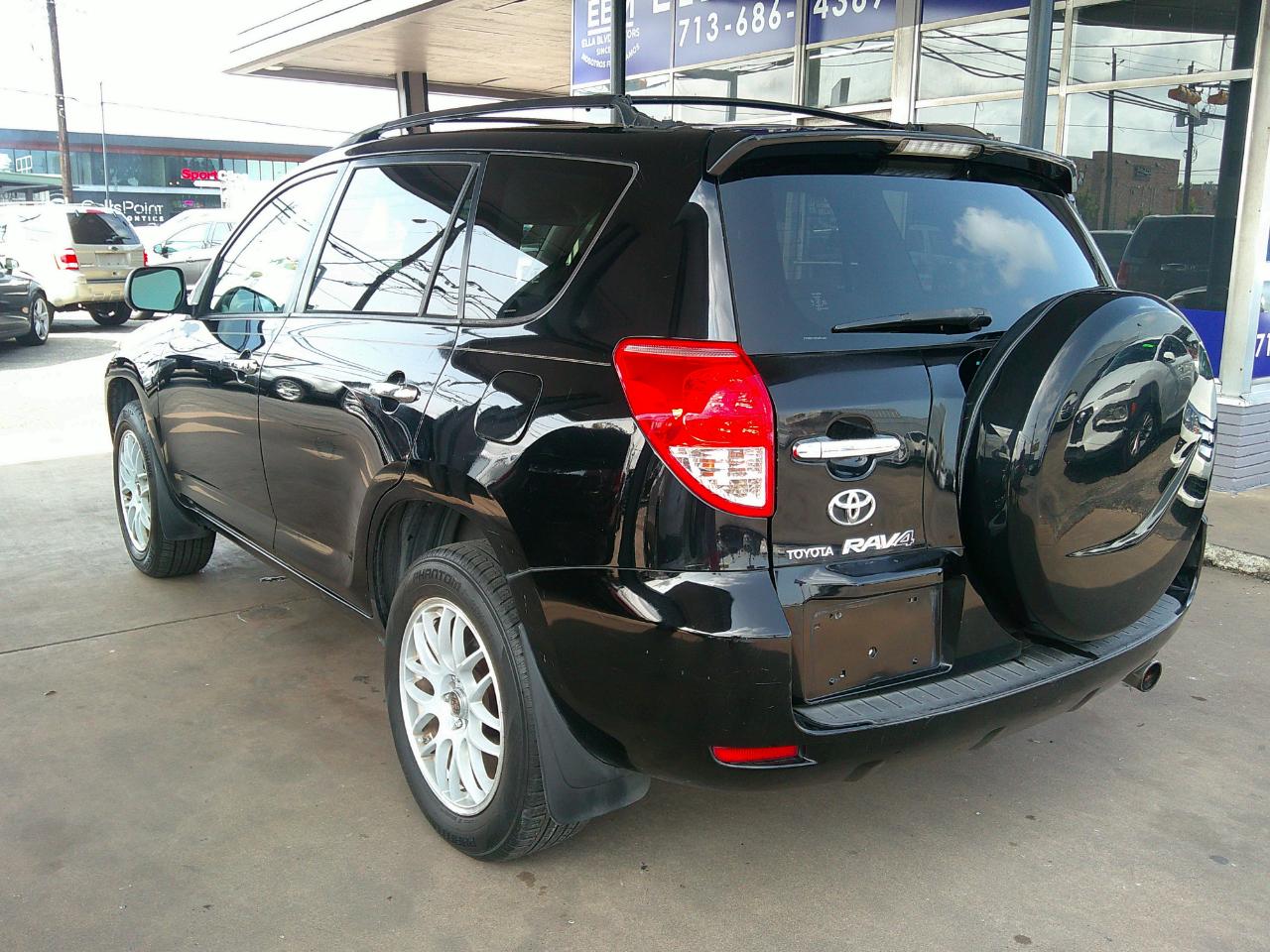 Toyota RAV4 2WD 4dr 4-cyl (Natl) 2007
