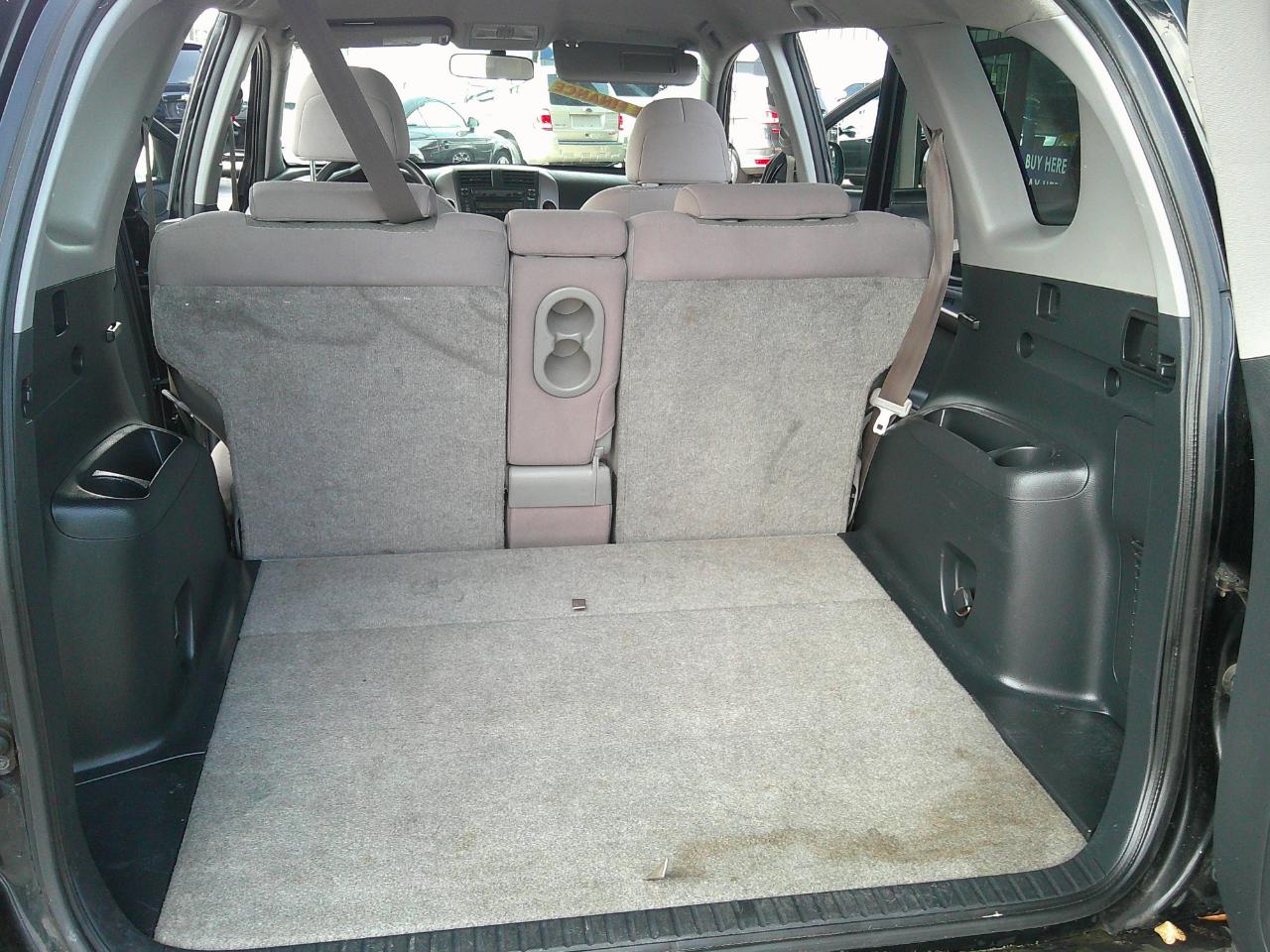 Toyota RAV4 2WD 4dr 4-cyl (Natl) 2007