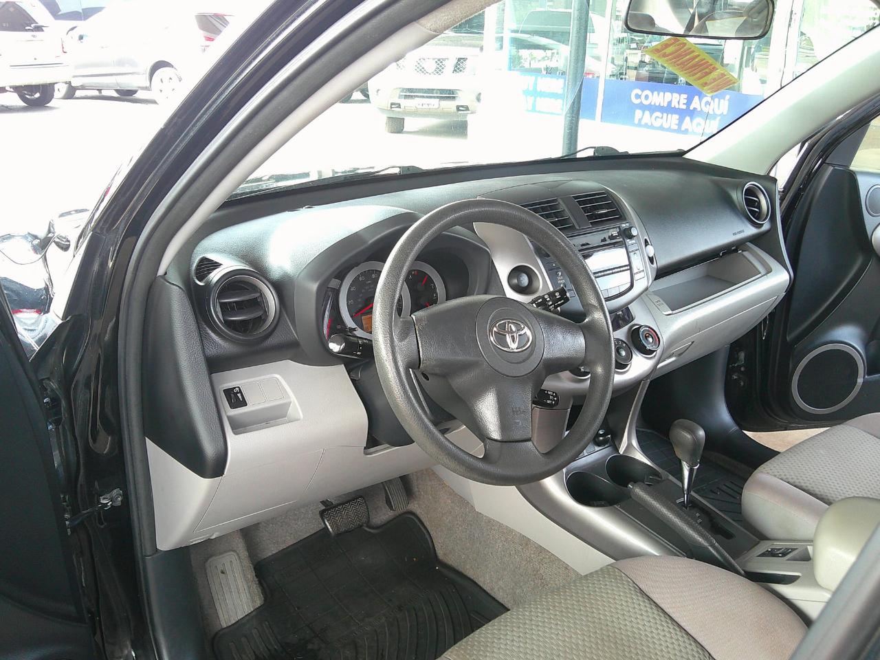 Toyota RAV4 2WD 4dr 4-cyl (Natl) 2007