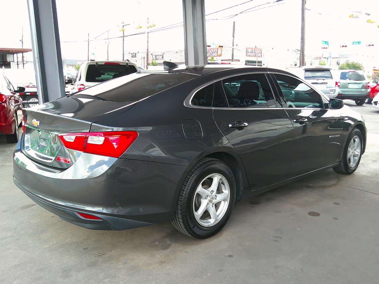 Chevrolet Malibu 4dr Sdn LS w/1LS 2018
