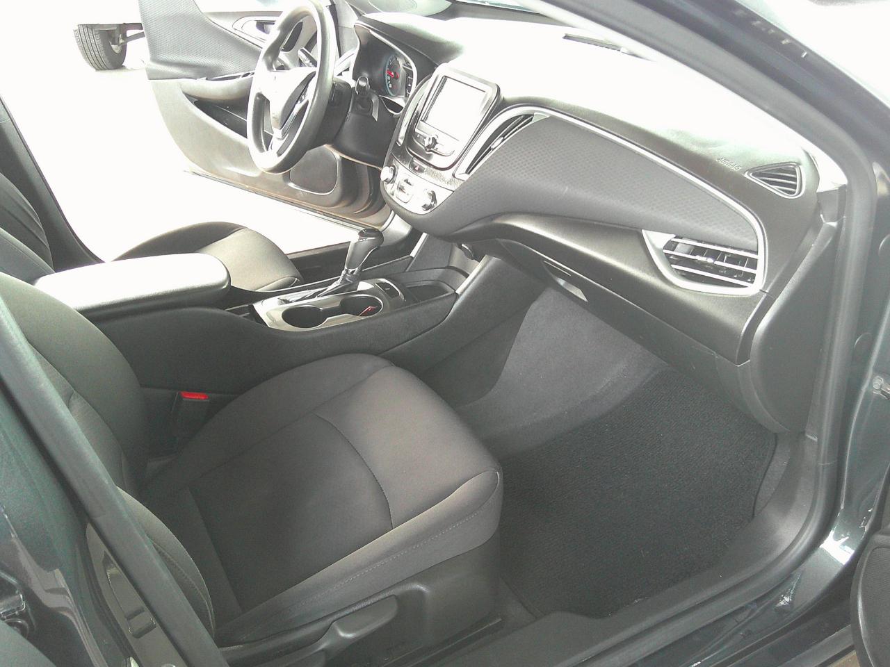 Chevrolet Malibu 4dr Sdn LS w/1LS 2018