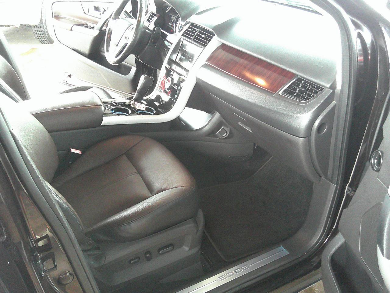 Ford Edge 4dr Limited FWD 2013