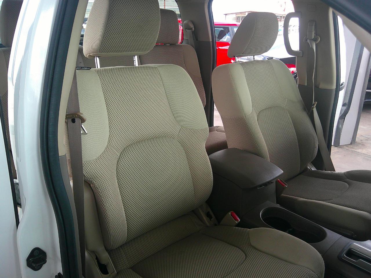 Nissan Frontier 2WD Crew Cab SWB Auto SE 2010