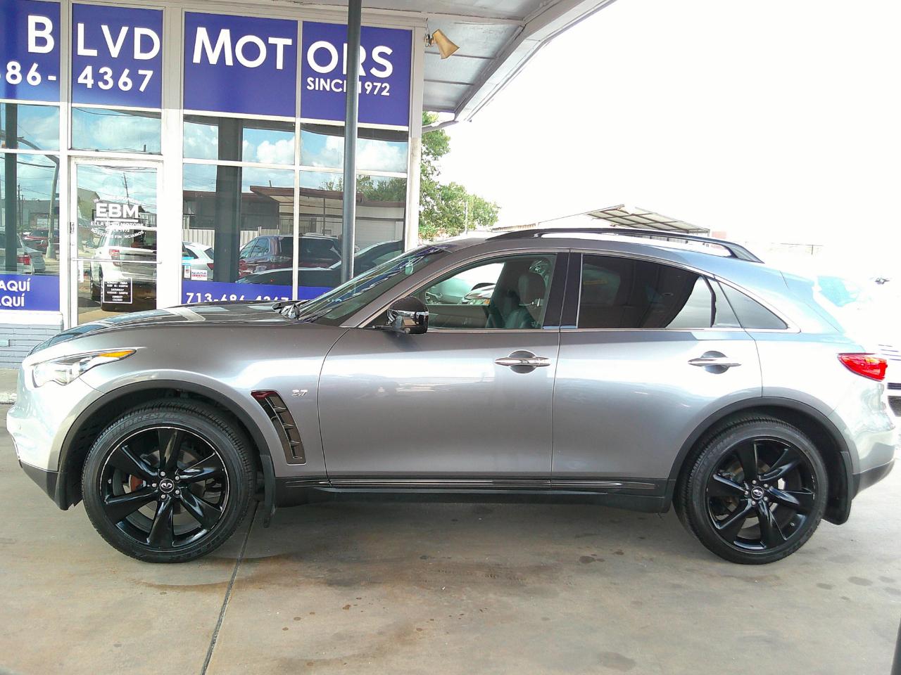 Infiniti QX70 AWD 4dr 2015