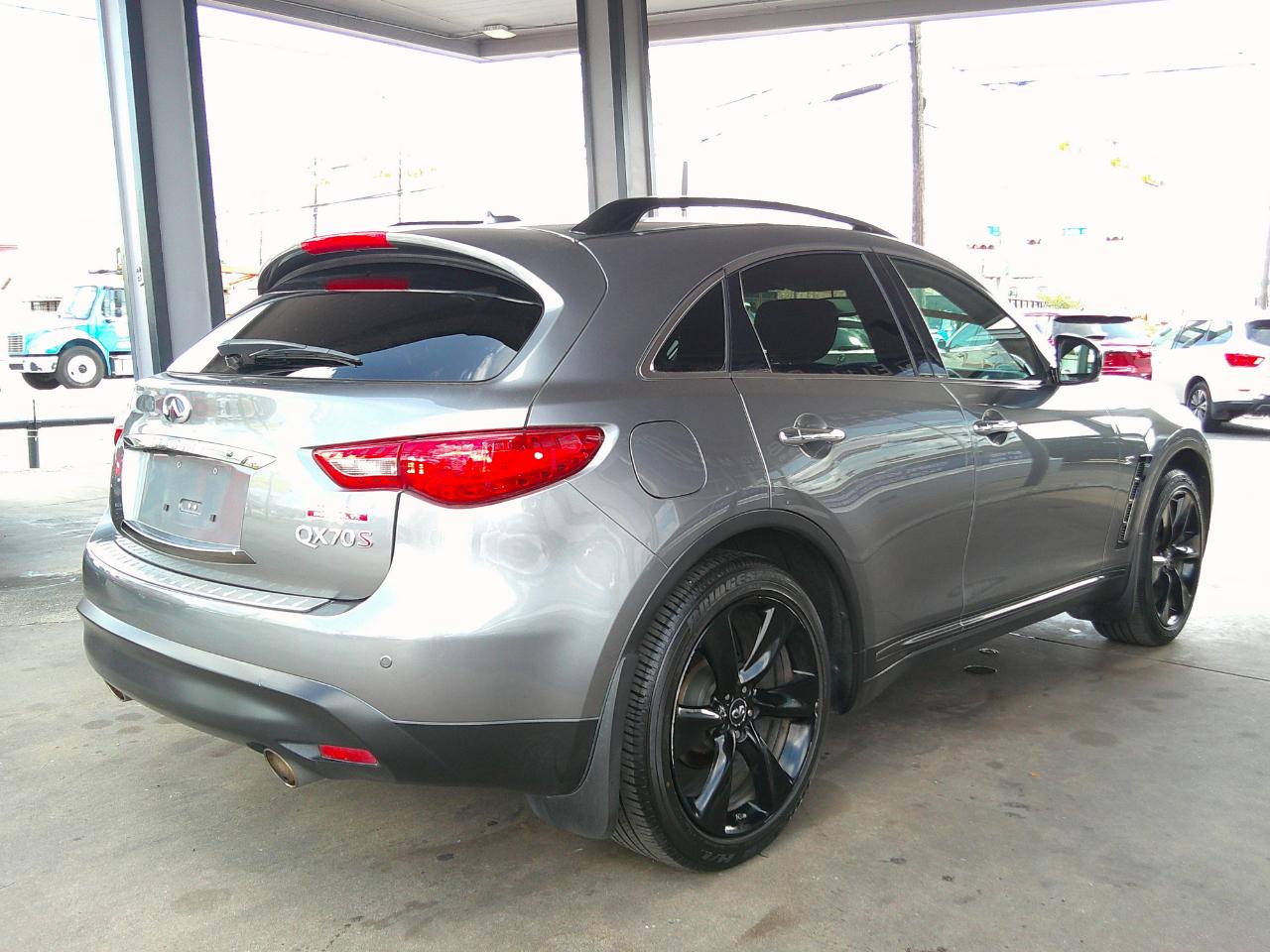 Infiniti QX70 AWD 4dr 2015