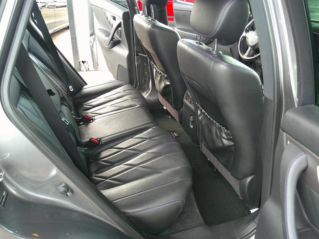 Infiniti QX70 AWD 4dr 2015
