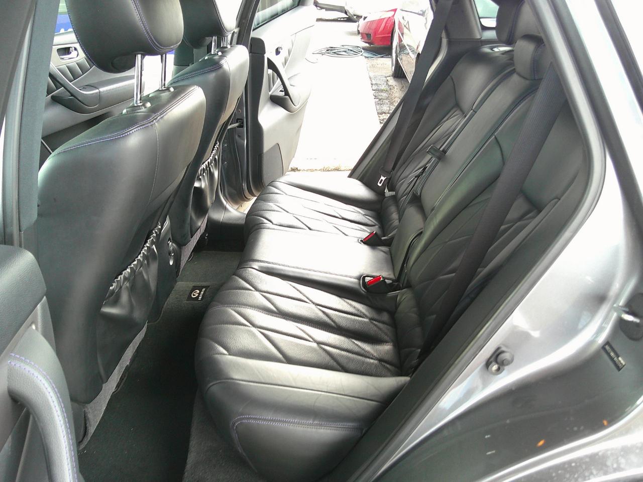 Infiniti QX70 AWD 4dr 2015