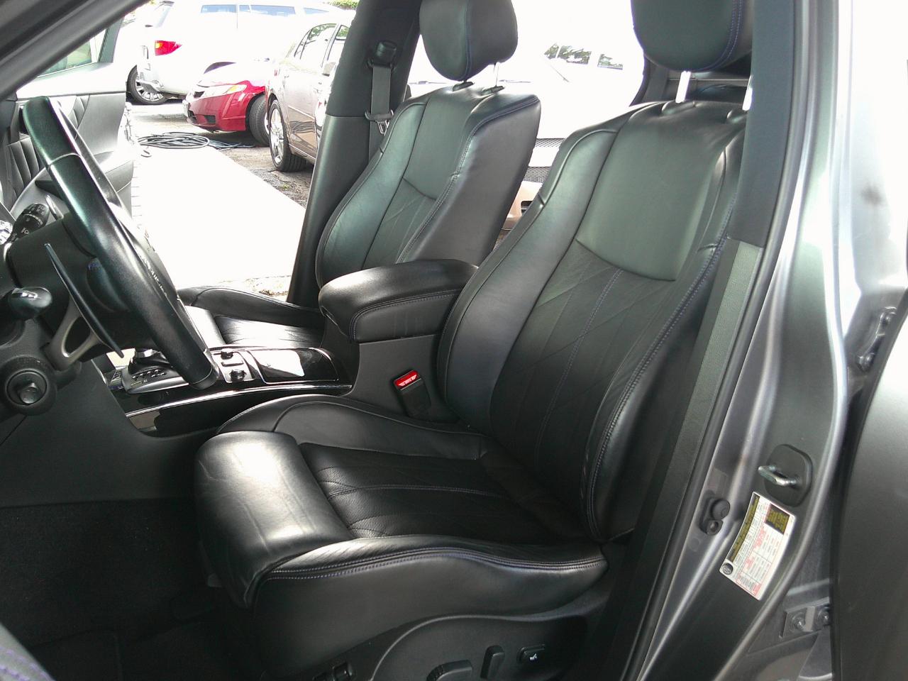 Infiniti QX70 AWD 4dr 2015