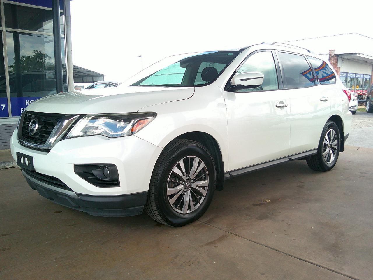 2017 Nissan Pathfinder 4x4 SV