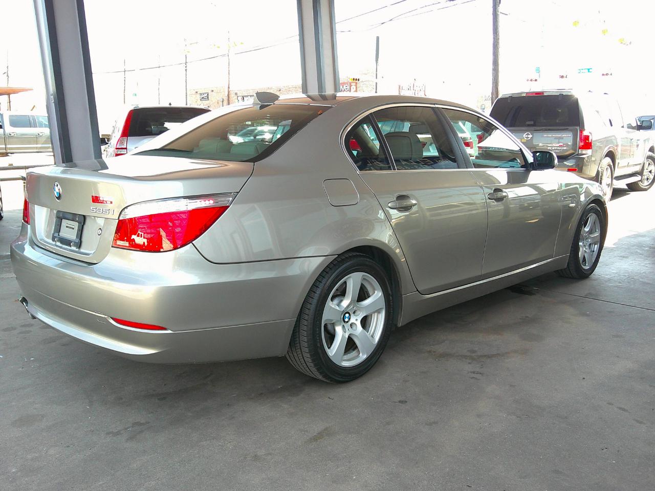 BMW 5 Series 4dr Sdn 535i RWD 2008