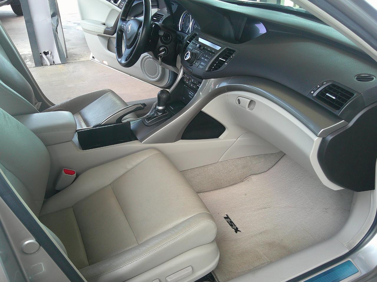 Acura TSX 4dr Sdn Auto 2009