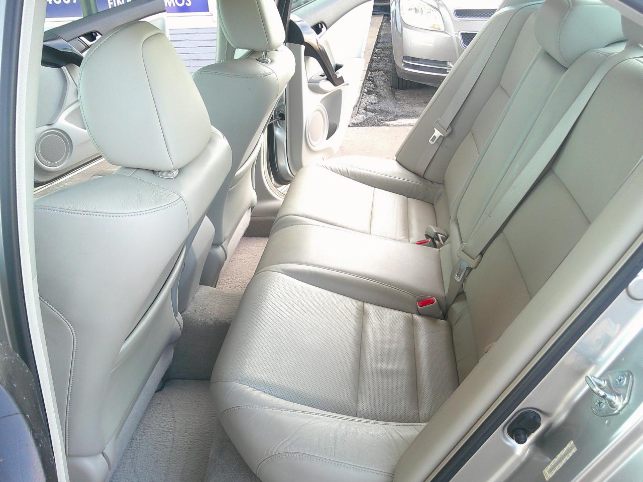 Acura TSX 4dr Sdn Auto 2009