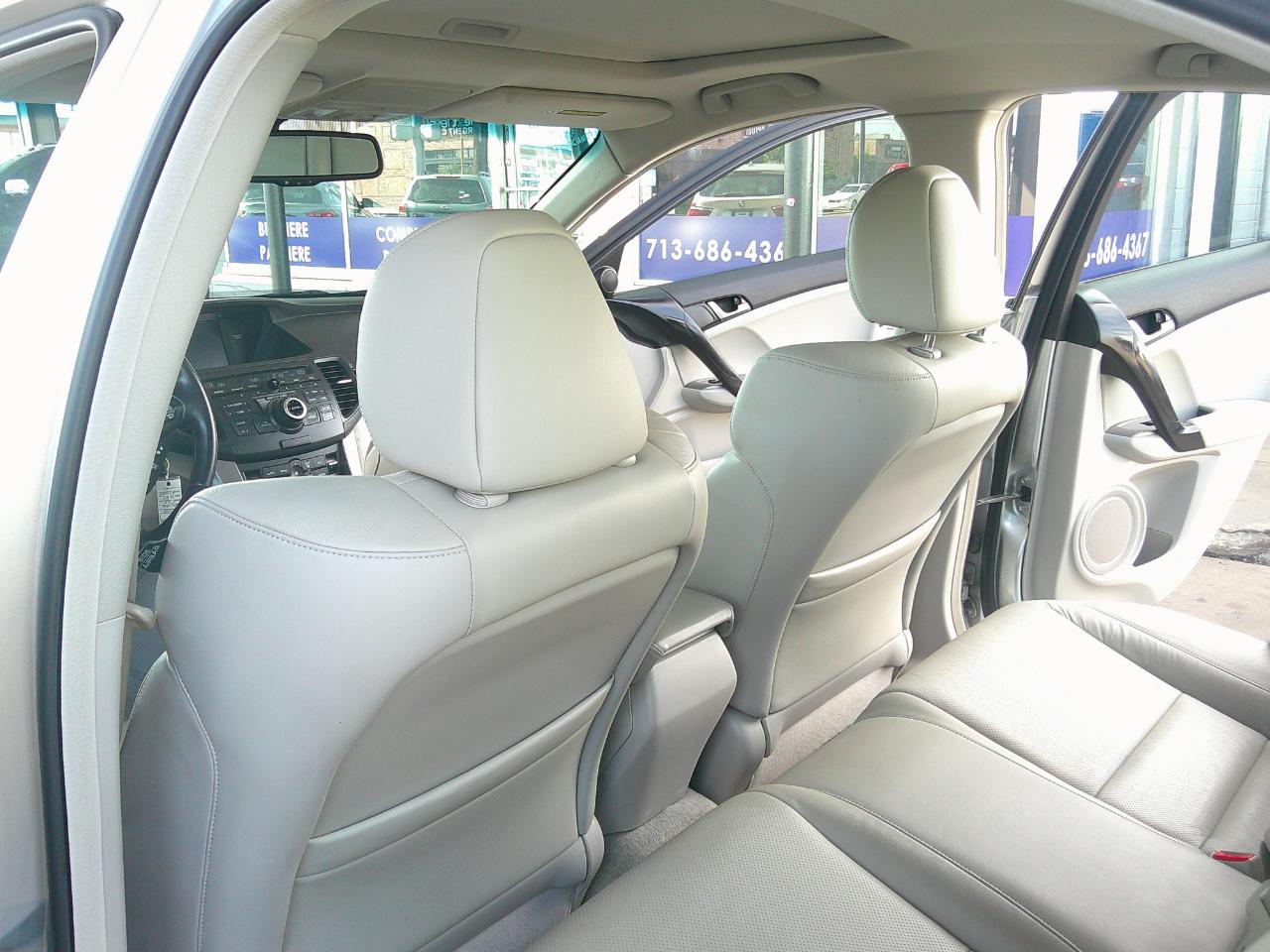 Acura TSX 4dr Sdn Auto 2009