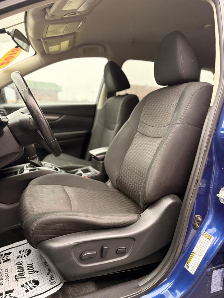 Nissan Rogue SV AWD 2018
