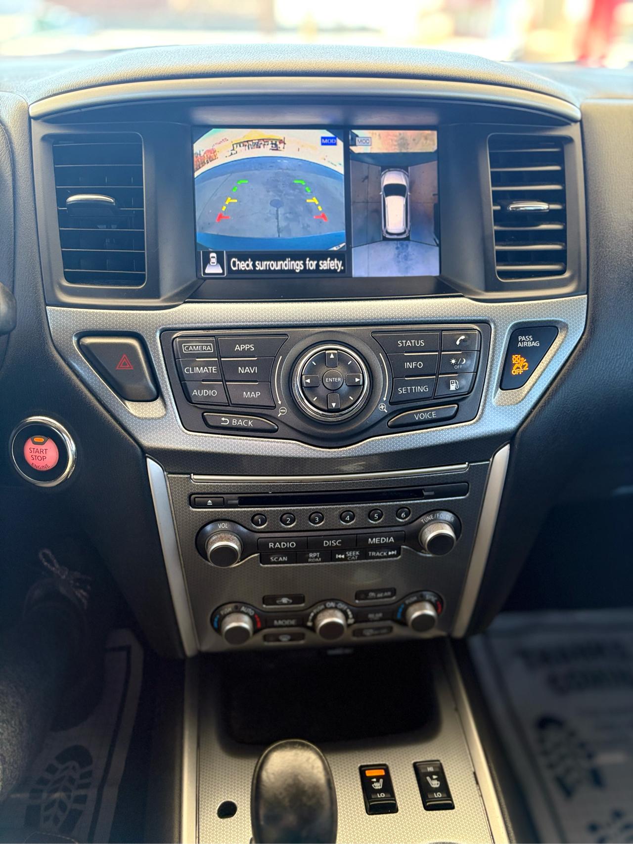 Nissan Pathfinder SL 4WD 2020