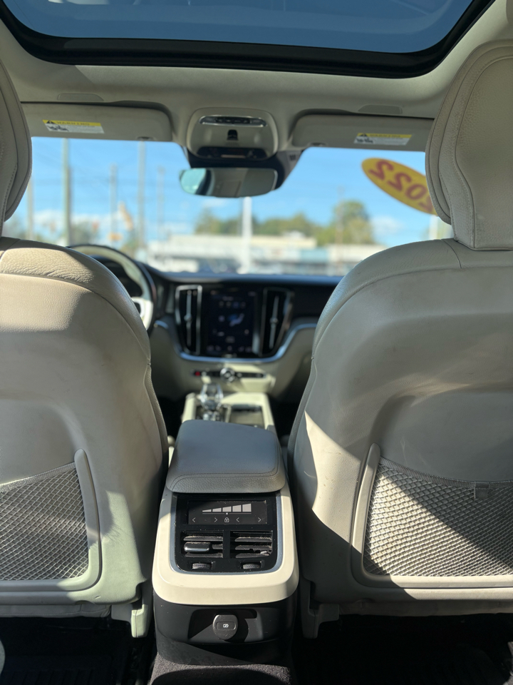 Volvo S60 B5 Inscription Hybrid 2022 Volvo S60 B5 Inscription Hybrid 2022