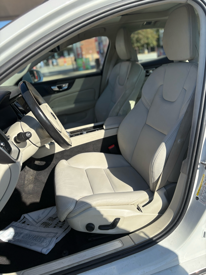 Volvo S60 B5 Inscription Hybrid 2022 Volvo S60 B5 Inscription Hybrid 2022