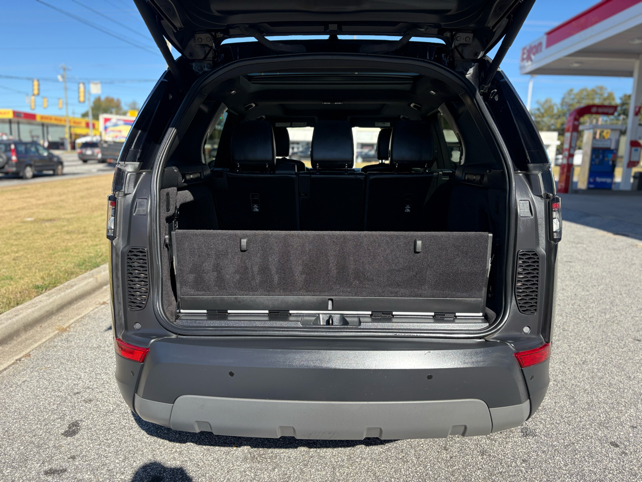 Land Rover Discovery 4dr SUV 2020 Land Rover Discovery 4dr SUV 2020