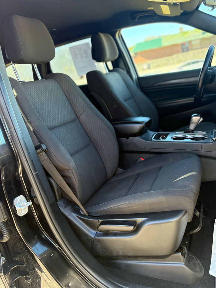 Jeep Grand Cherokee Laredo 4WD 2020 Jeep Grand Cherokee Laredo 4WD 2020