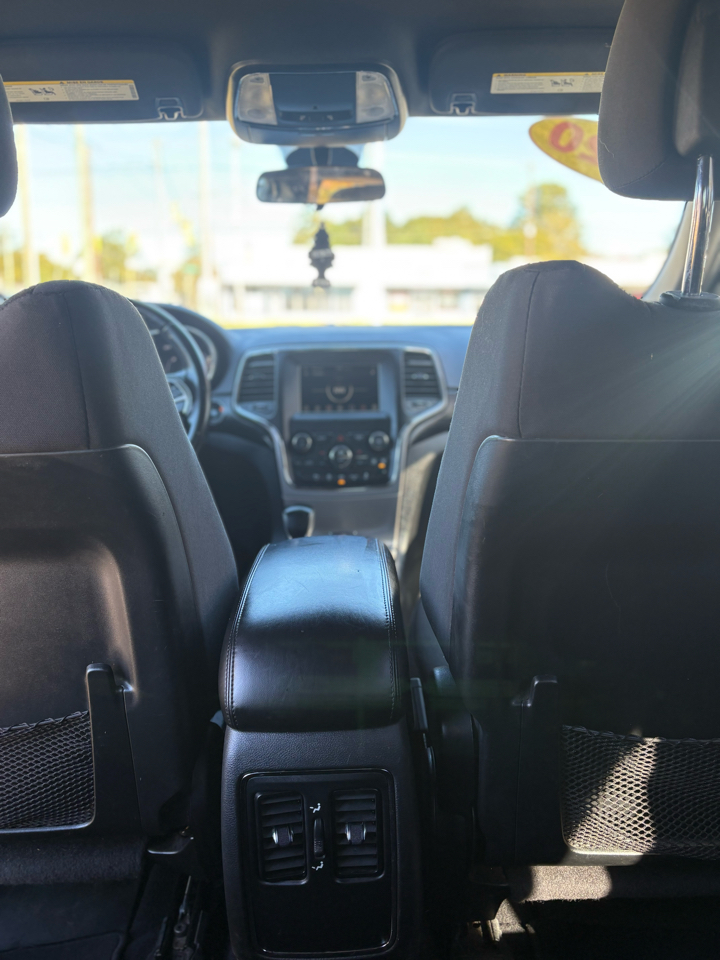 Jeep Grand Cherokee Laredo 4WD 2020 Jeep Grand Cherokee Laredo 4WD 2020