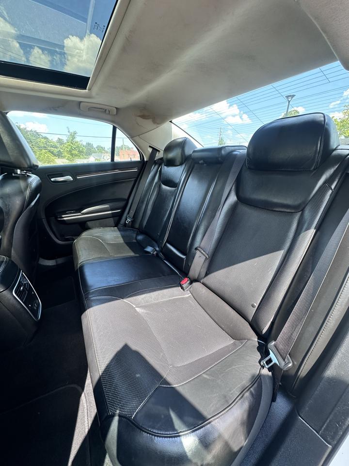 Chrysler 300  2020