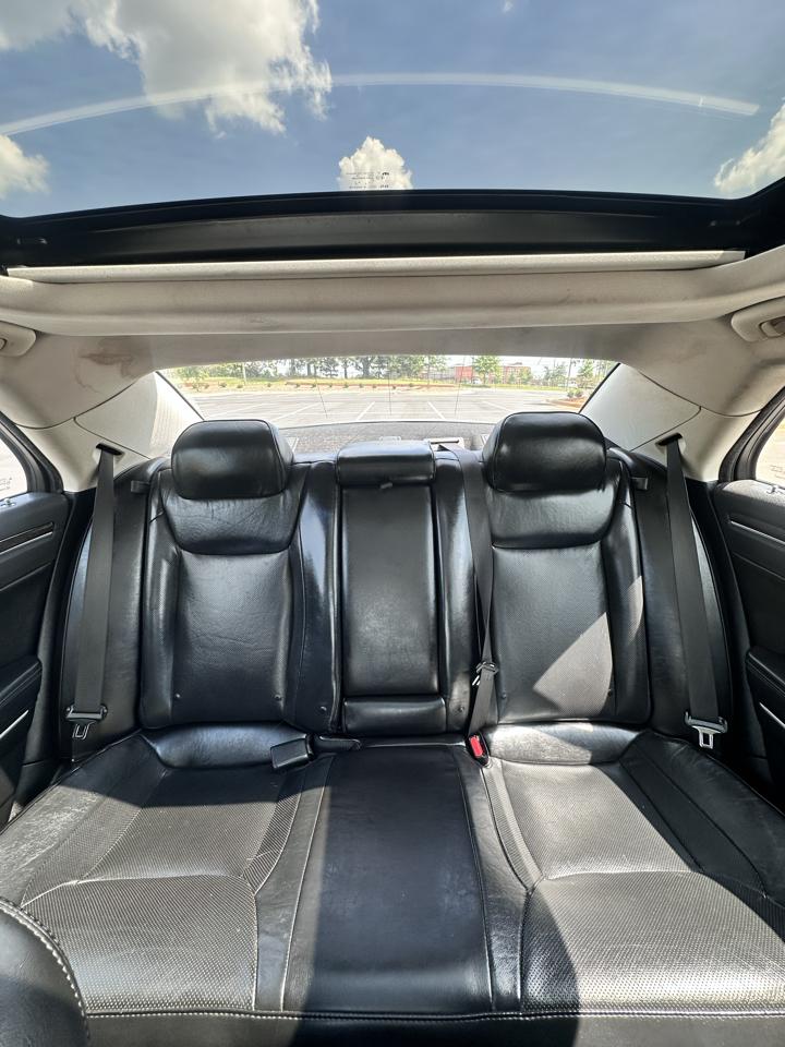 Chrysler 300  2020