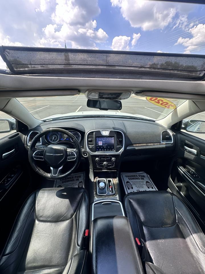 Chrysler 300  2020