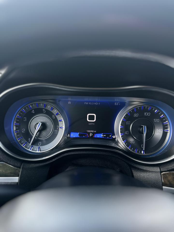Chrysler 300  2020