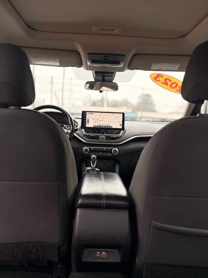 Nissan Altima 2.5 SV 2023