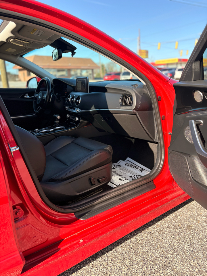 Kia Stinger Premium 2019