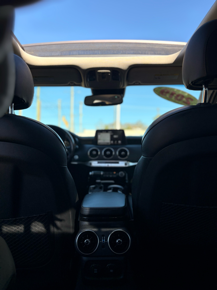 Kia Stinger Premium 2019