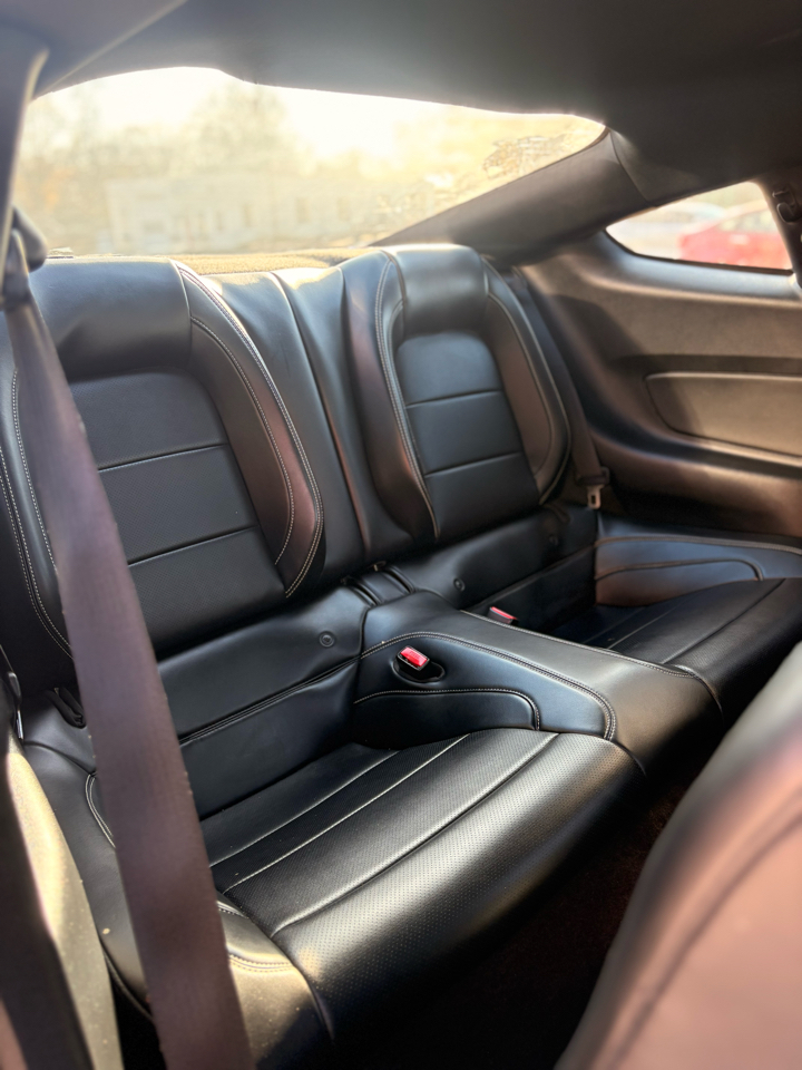 Ford MUSTANG GT  2015