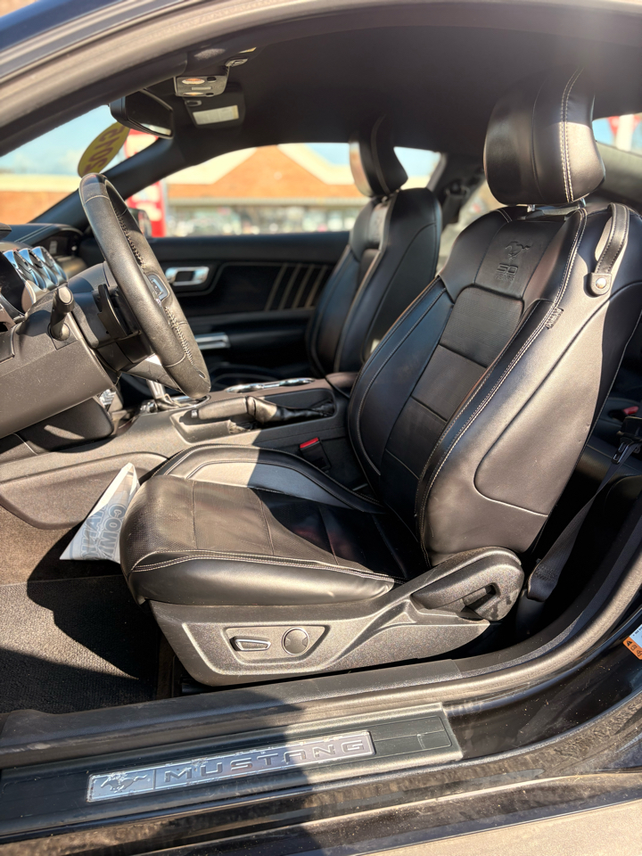 Ford MUSTANG GT  2015